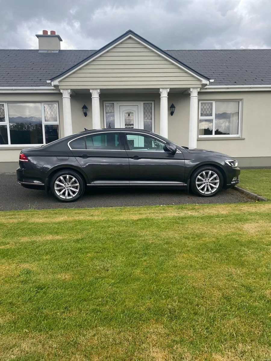 Car - Image 5