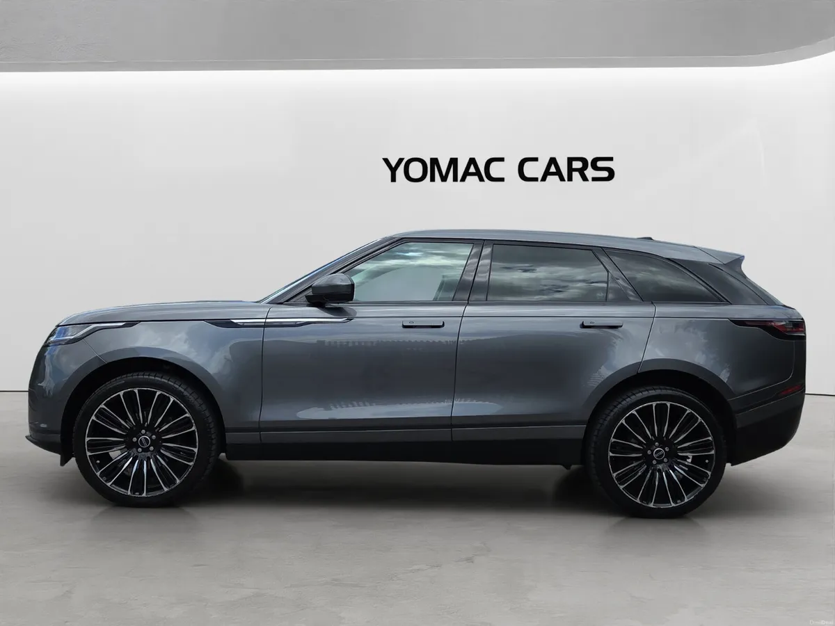 RANGE ROVER VELAR 2.0TD4 AWD 1 OWNER - LOW MILES - Image 4