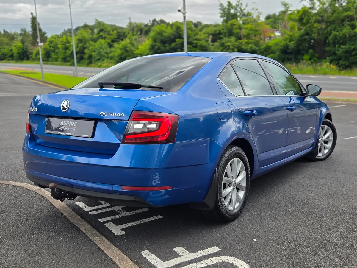 **Low KMs** Auto - Skoda Octavia TDi - Image 2