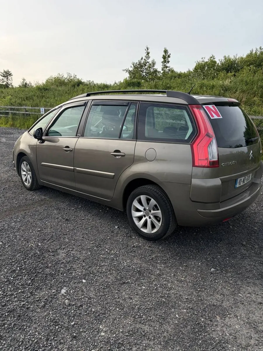 Citroen Grand C4 Picasso 2010 - Image 4
