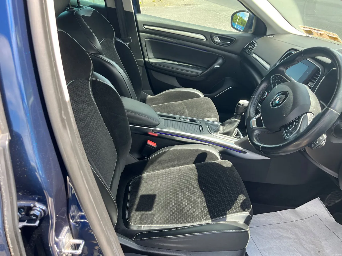 Renault Megane 2017 - Image 6