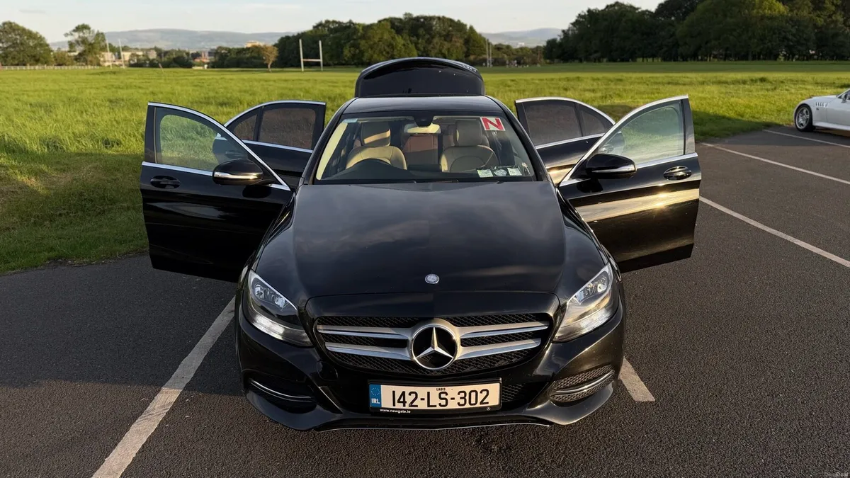 Mercedes C220d | automatic | 2014 | low mileage - Image 4