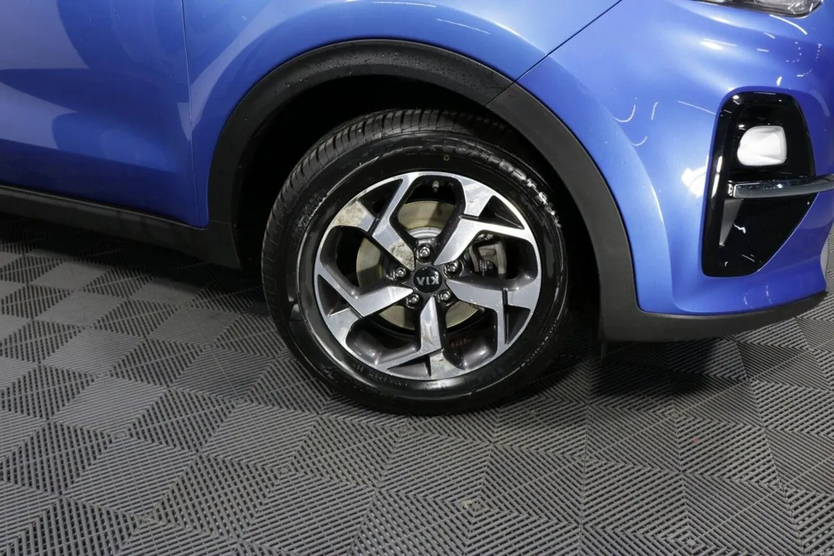 Kia Sportage K3 1.6L DIESEL SUV - Image 3