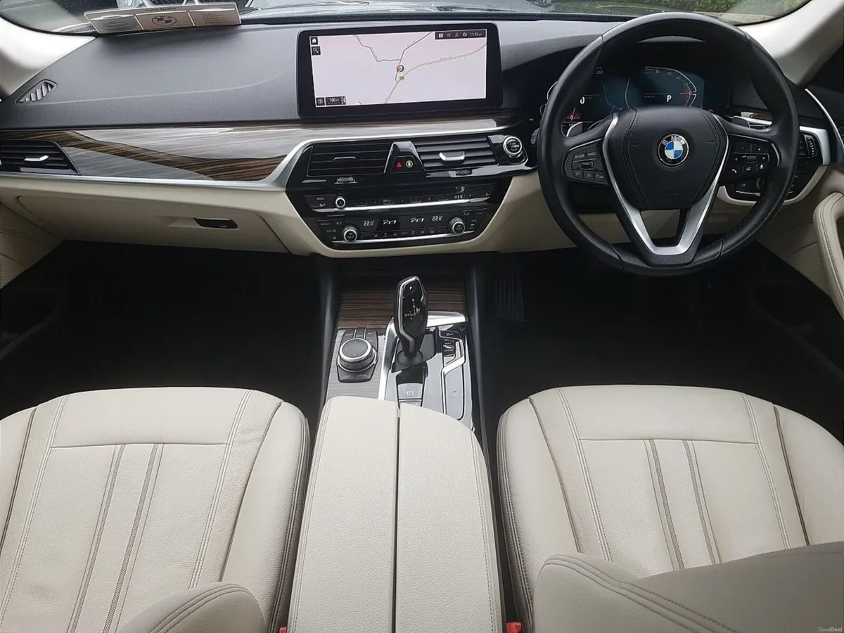 BMW 5-Series 520d SE - Image 4