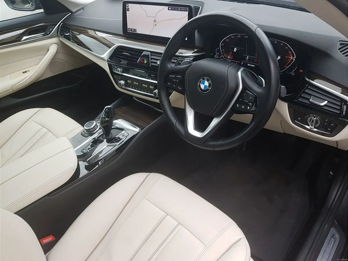 BMW 5-Series 520d SE - Image 6