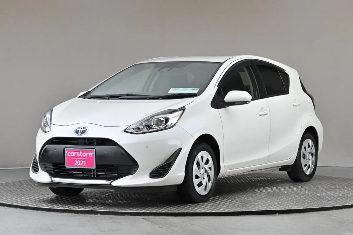 Toyota Aqua 1.5 VVT-i HYBRID **REVERSE CAM**ANDROI - Image 3