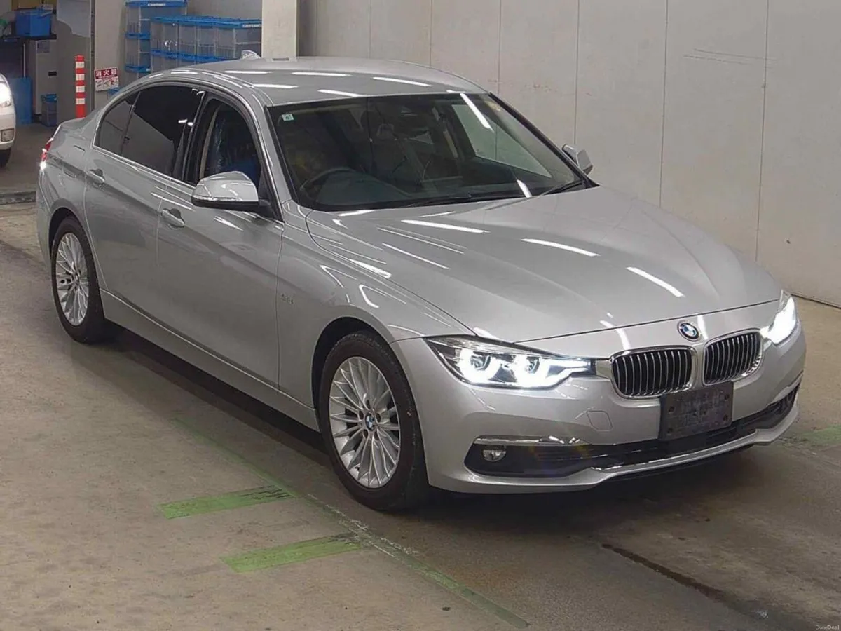 BMW 320D LUXURY AUTO 2017 - Image 4