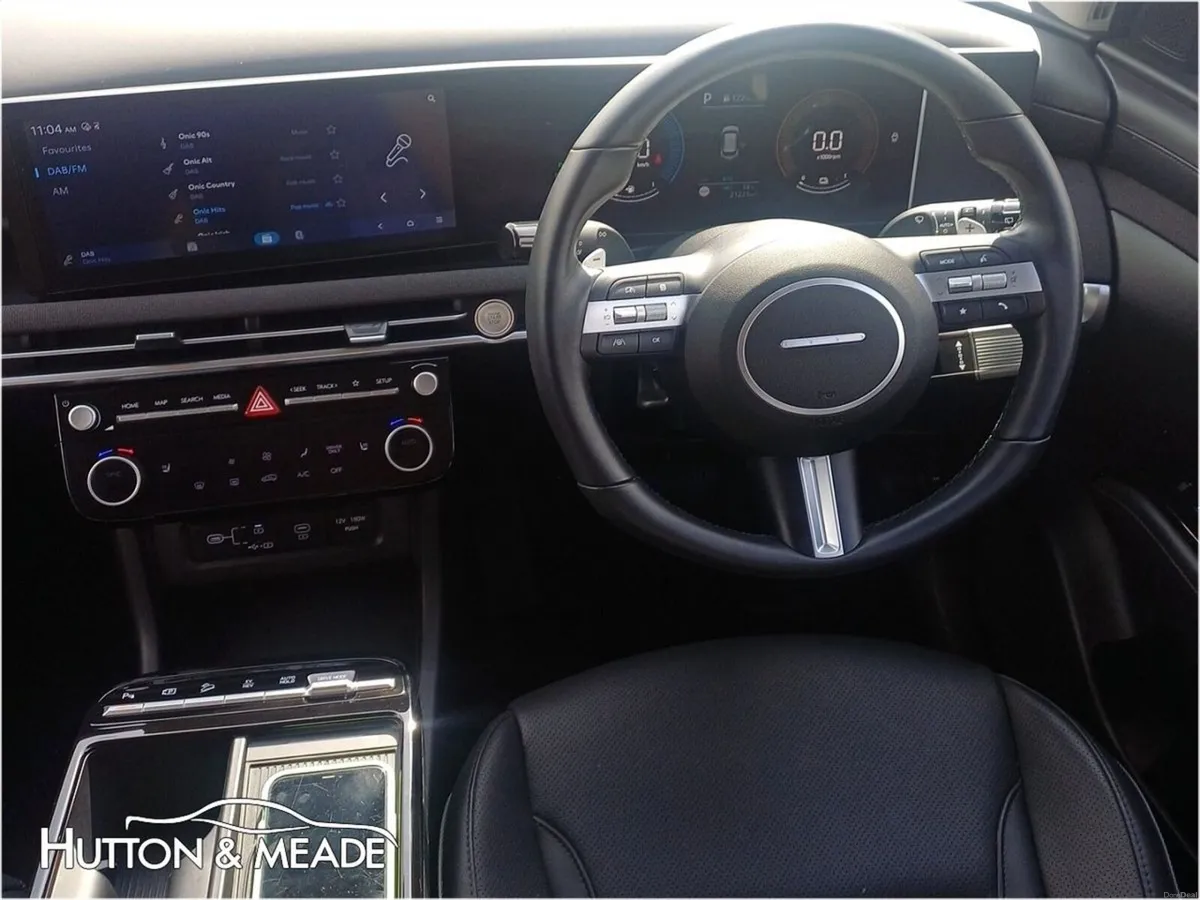 Hyundai Tucson Executive PHEV 1.6 Petrol 5dr - Image 4