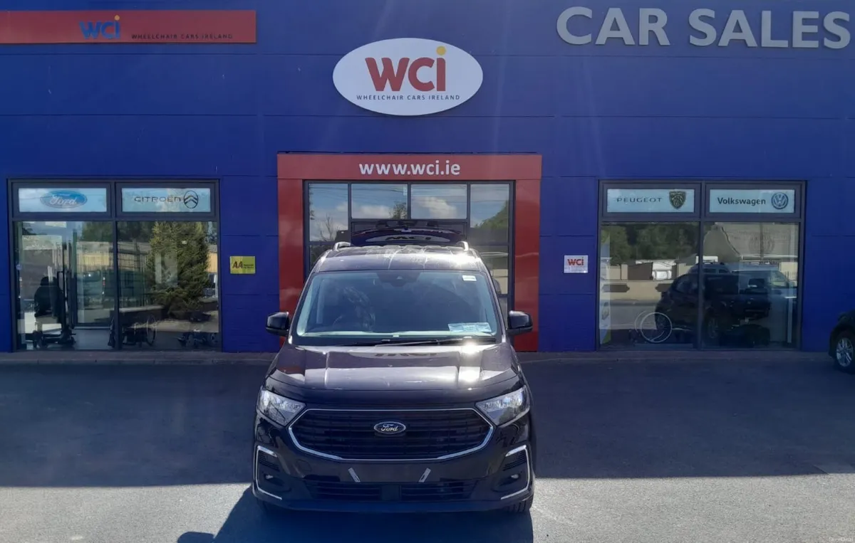 Wheelchair Taxi Ford Tourneo Connect 262 - Image 2