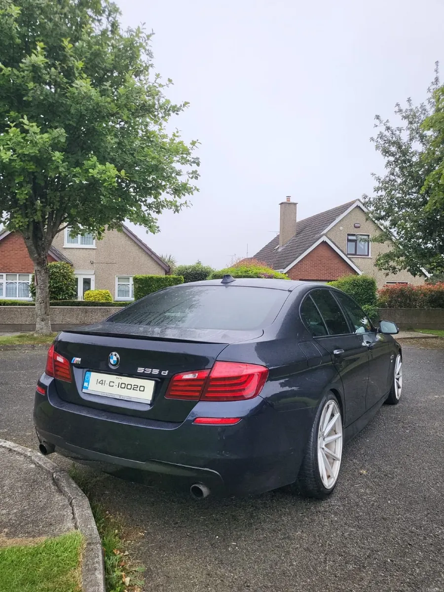 2014 BMW 535d M Sport (Facelift / LCI) - Image 2