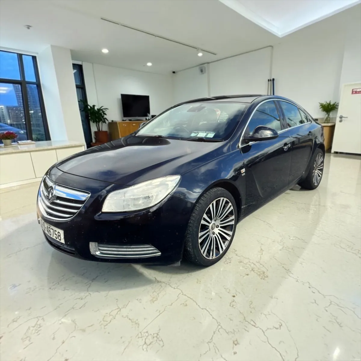 2012 Vauxhall Insignia 2.0 Dsl CDTI SE NAV - Image 1