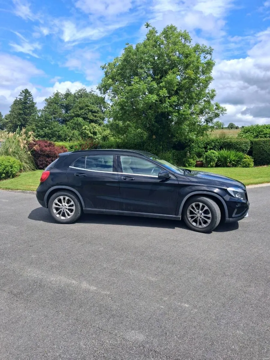Mercedes GLA 200 D - Image 1
