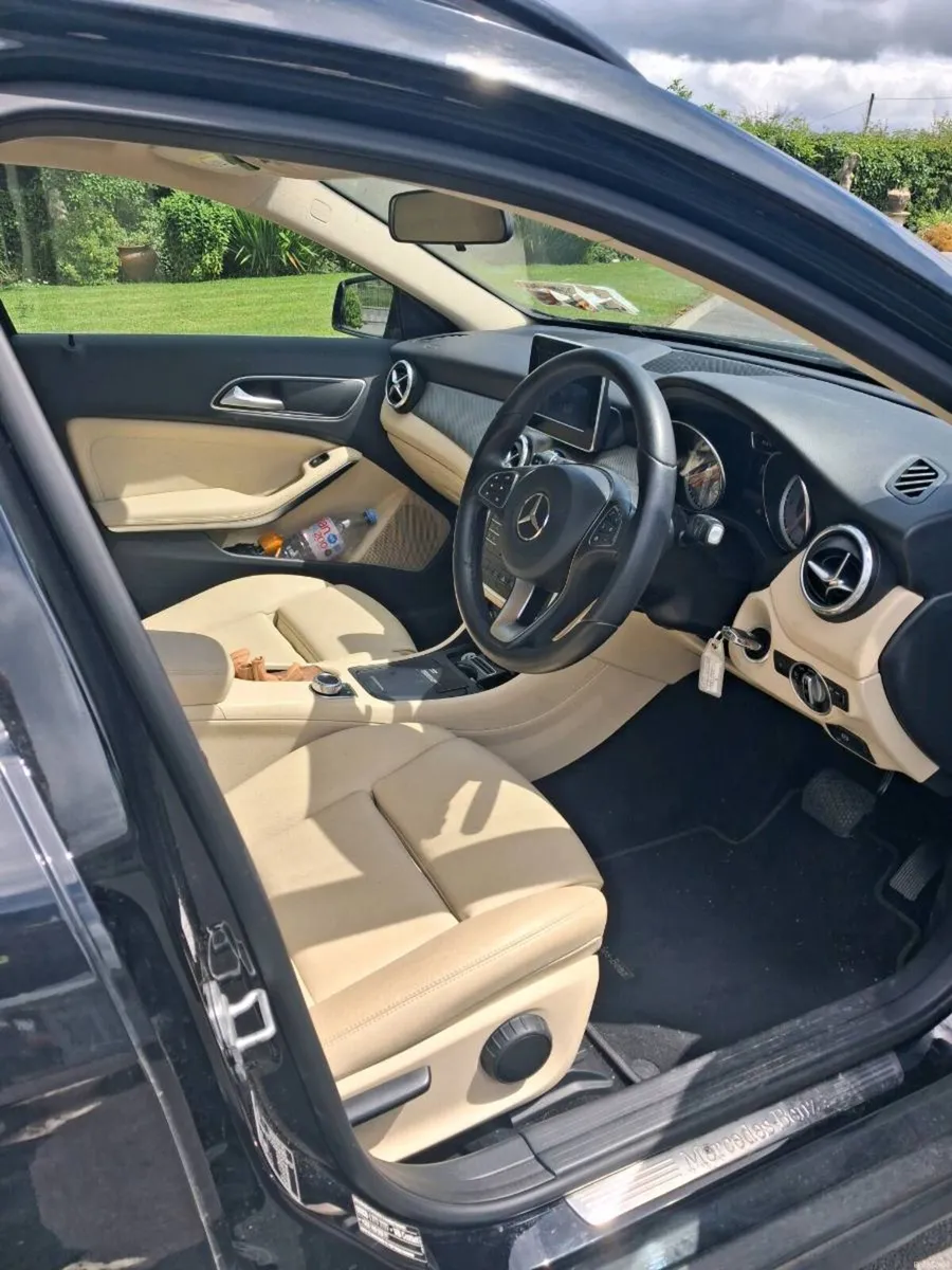 Mercedes GLA 200 D - Image 3