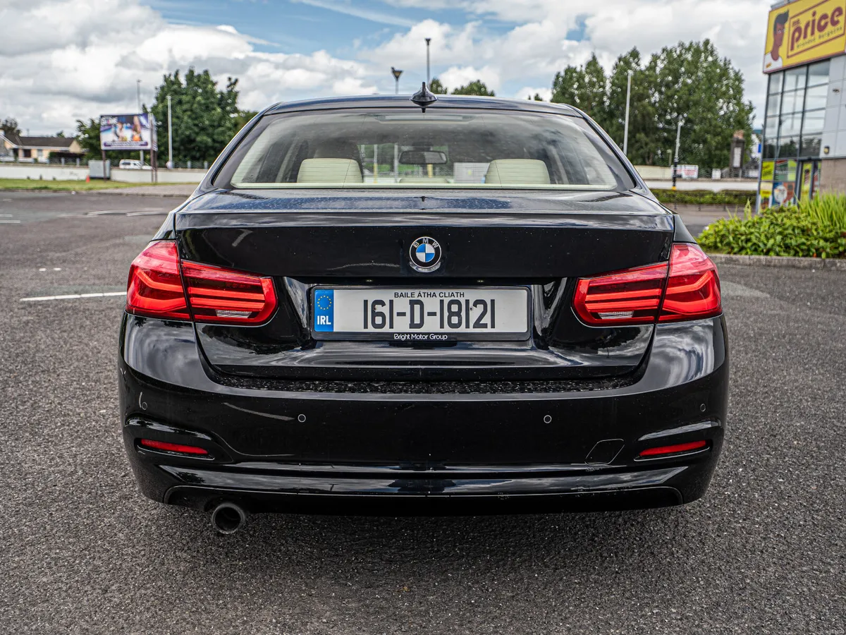 BMW 3-Series 2016 - Image 4