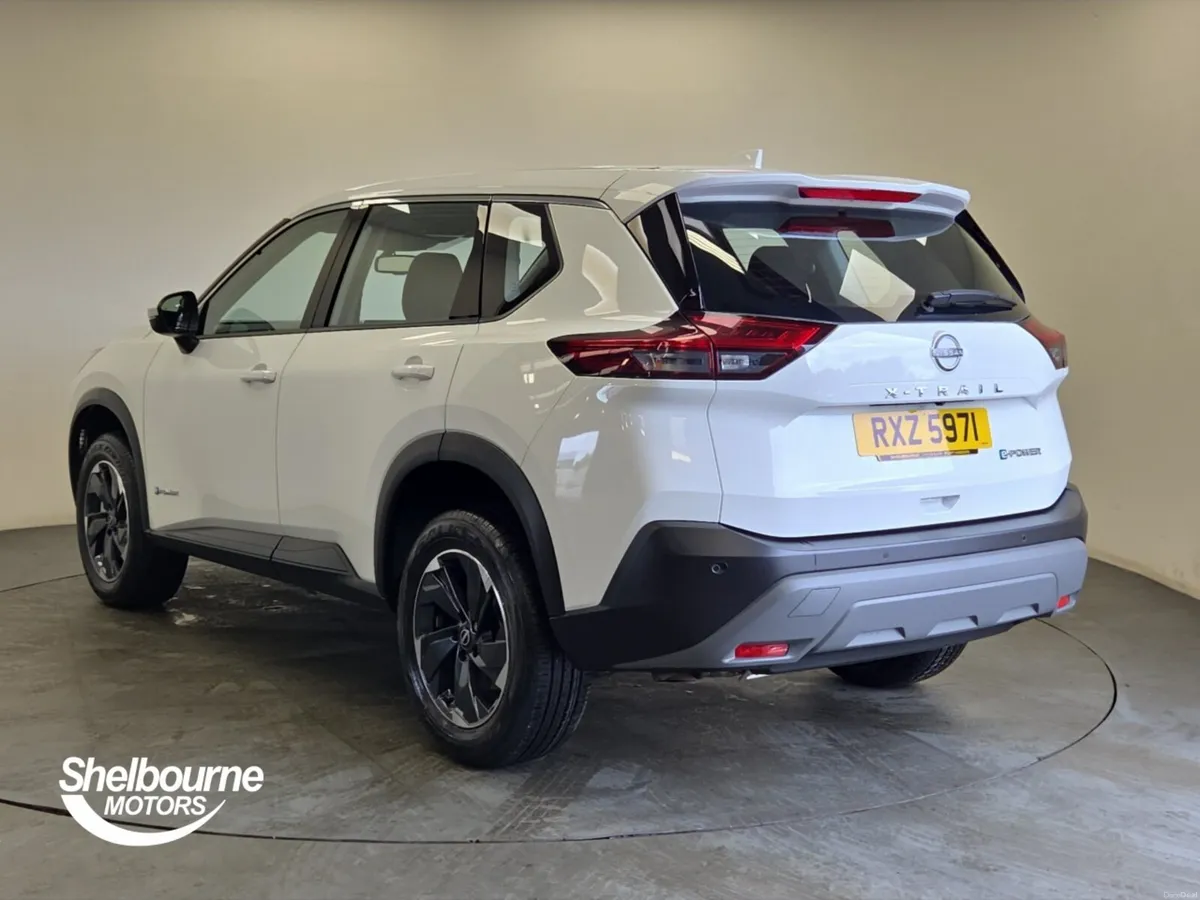 Nissan X-Trail Station Wagon Acenta Premium - Image 2