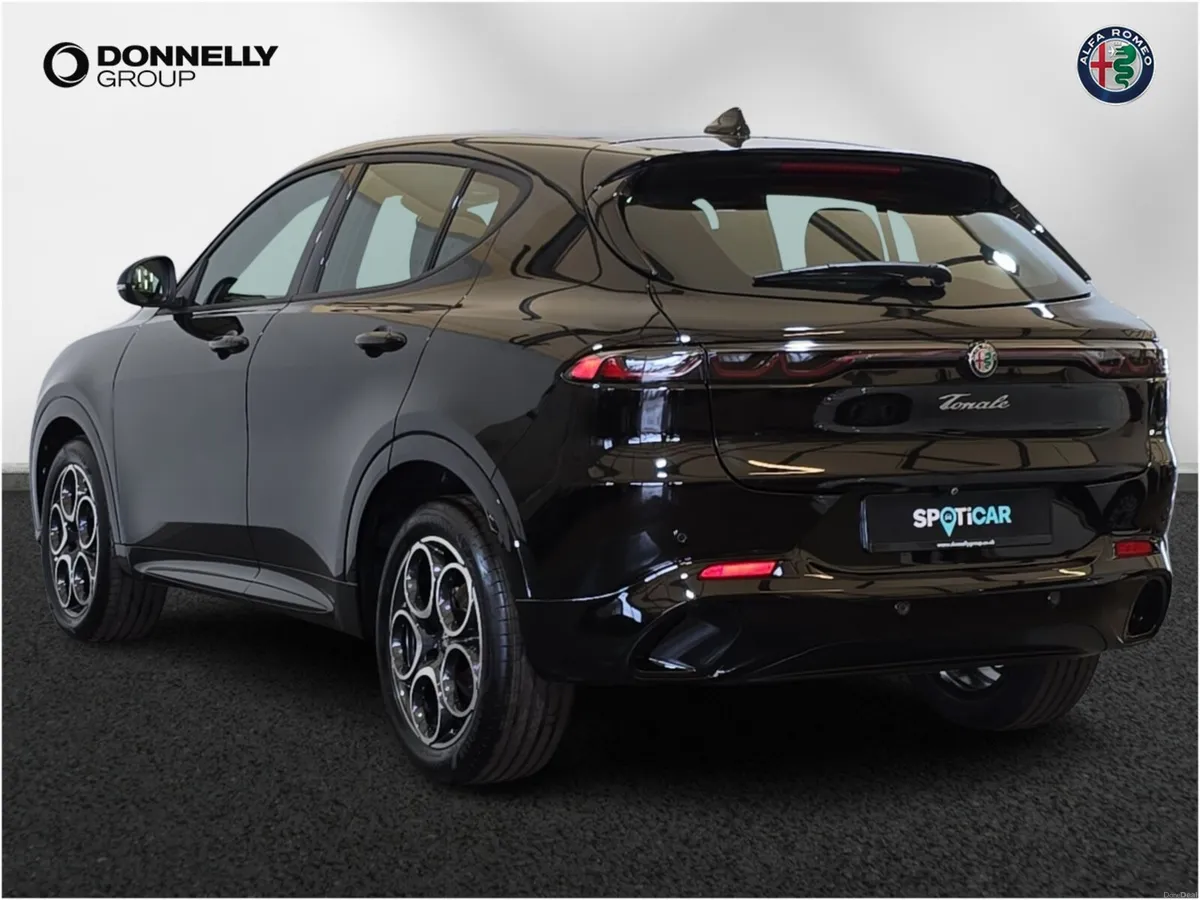 Alfa Romeo Tonale Hatchback Sprint - Image 2