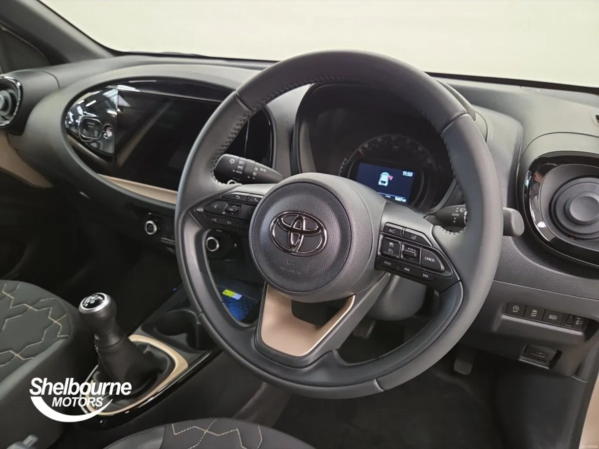 Toyota Aygo X Hatchback Exclusive - Image 4