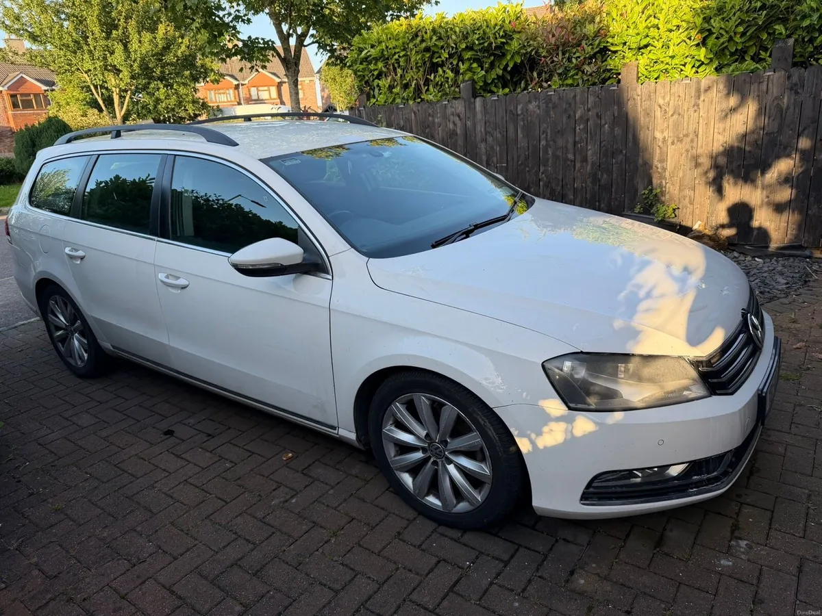 Car - Image 3