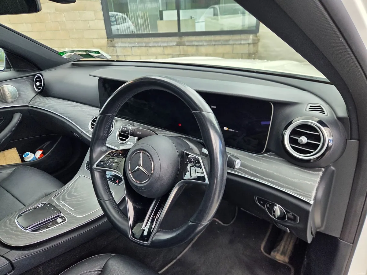 Mercedes-Benz E-Class 2021 - Image 6