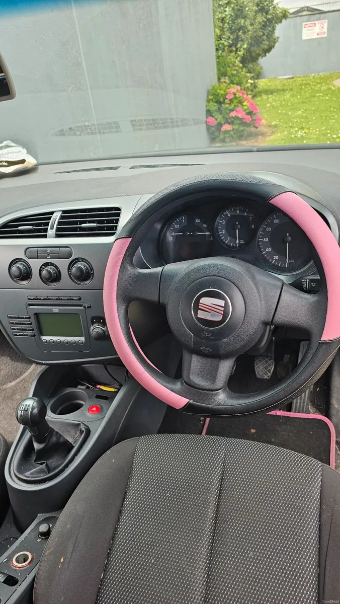 SEAT Leon 2008 - Image 2