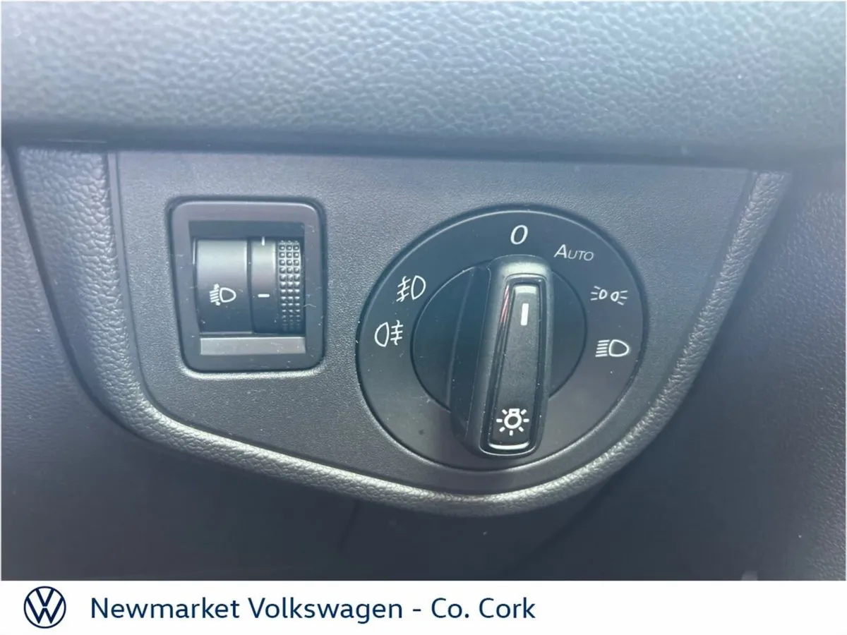 Volkswagen Polo LIFE 1.0TSI 95BHP 5 SPEED WITH PAR - Image 4
