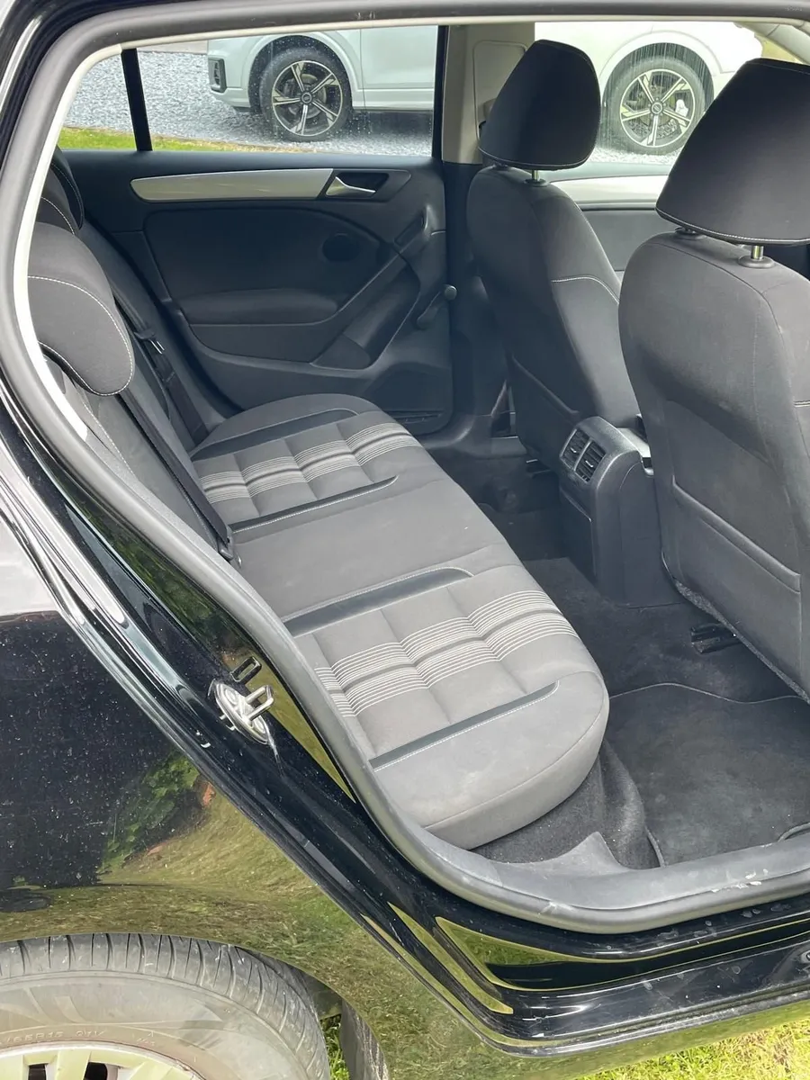 Volkswagen Golf 2012 - Image 4