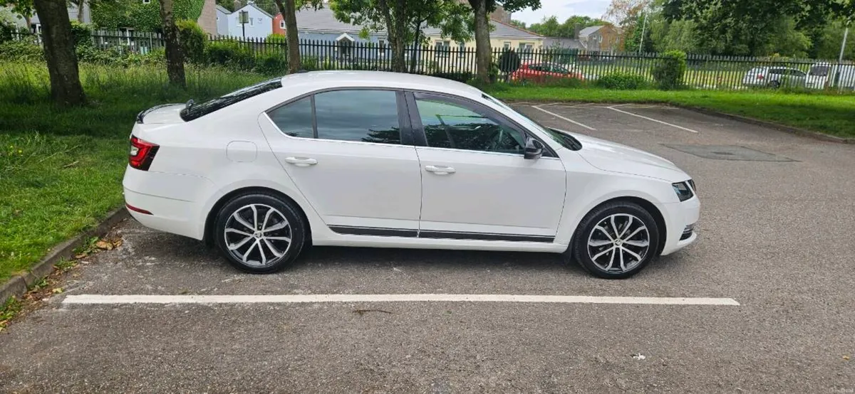 Skoda Octavia Comfort Line - Image 4
