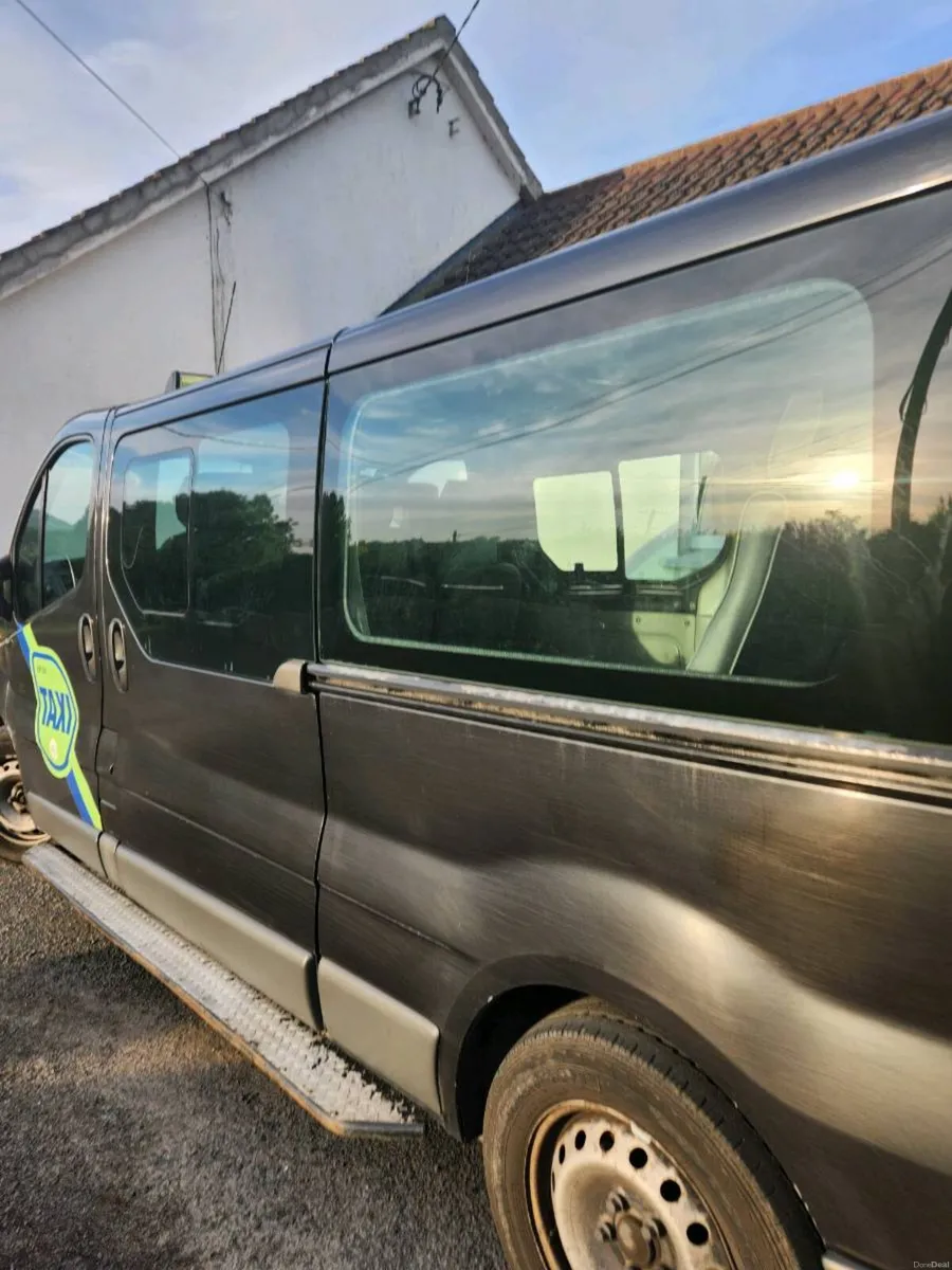Van - Image 2