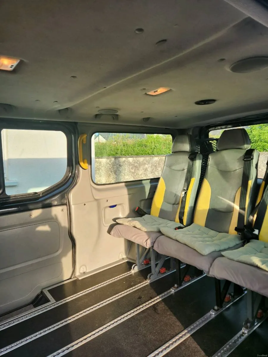 Van - Image 4