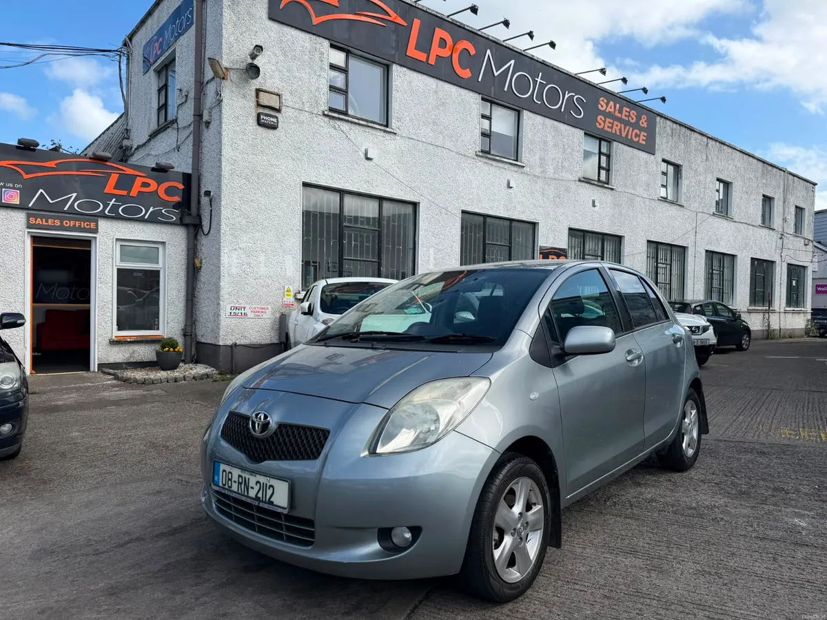 Toyota Yaris 2008 - Image 2