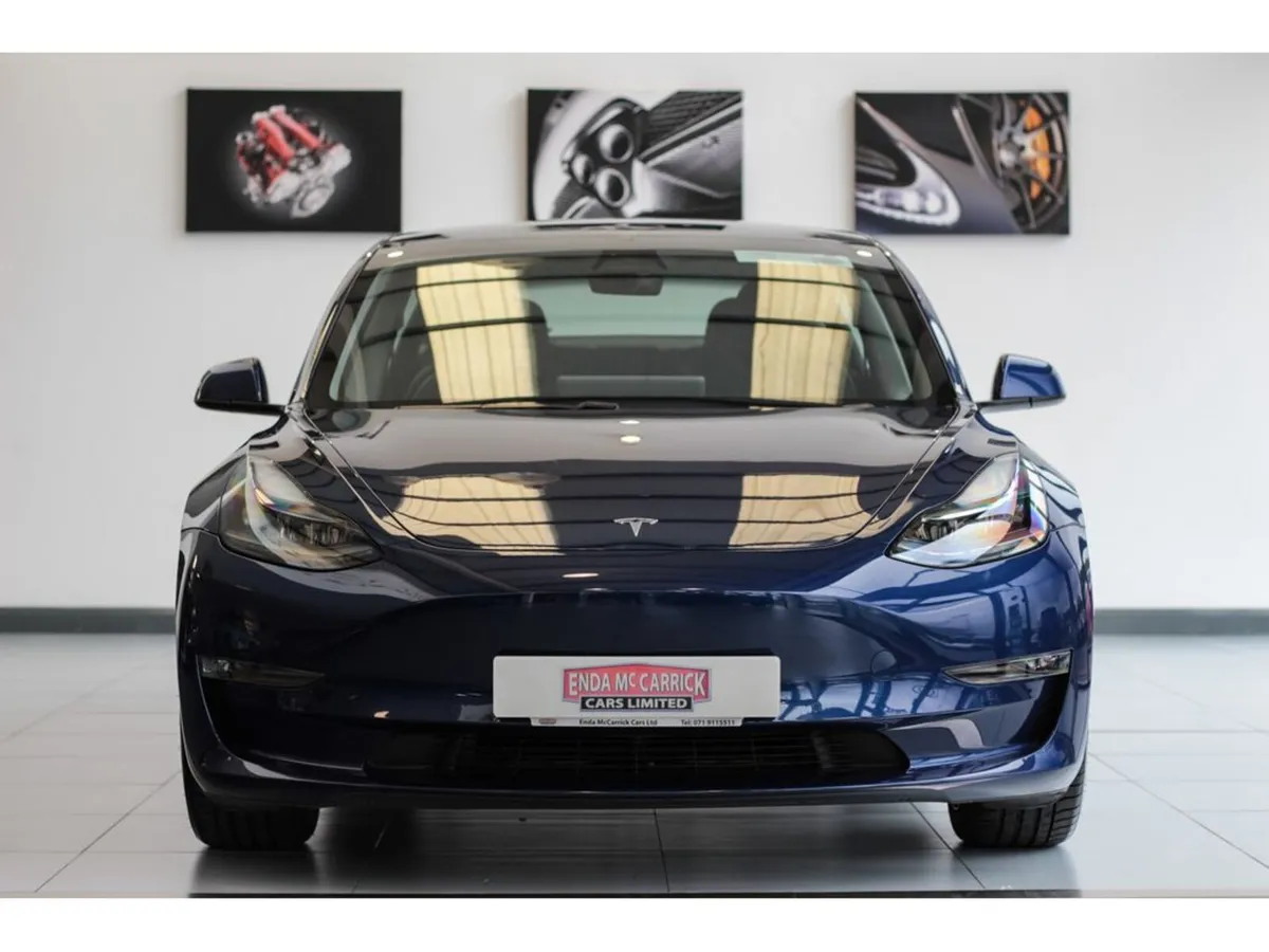 Tesla Model 3 LONG RANGE AWD - Image 4