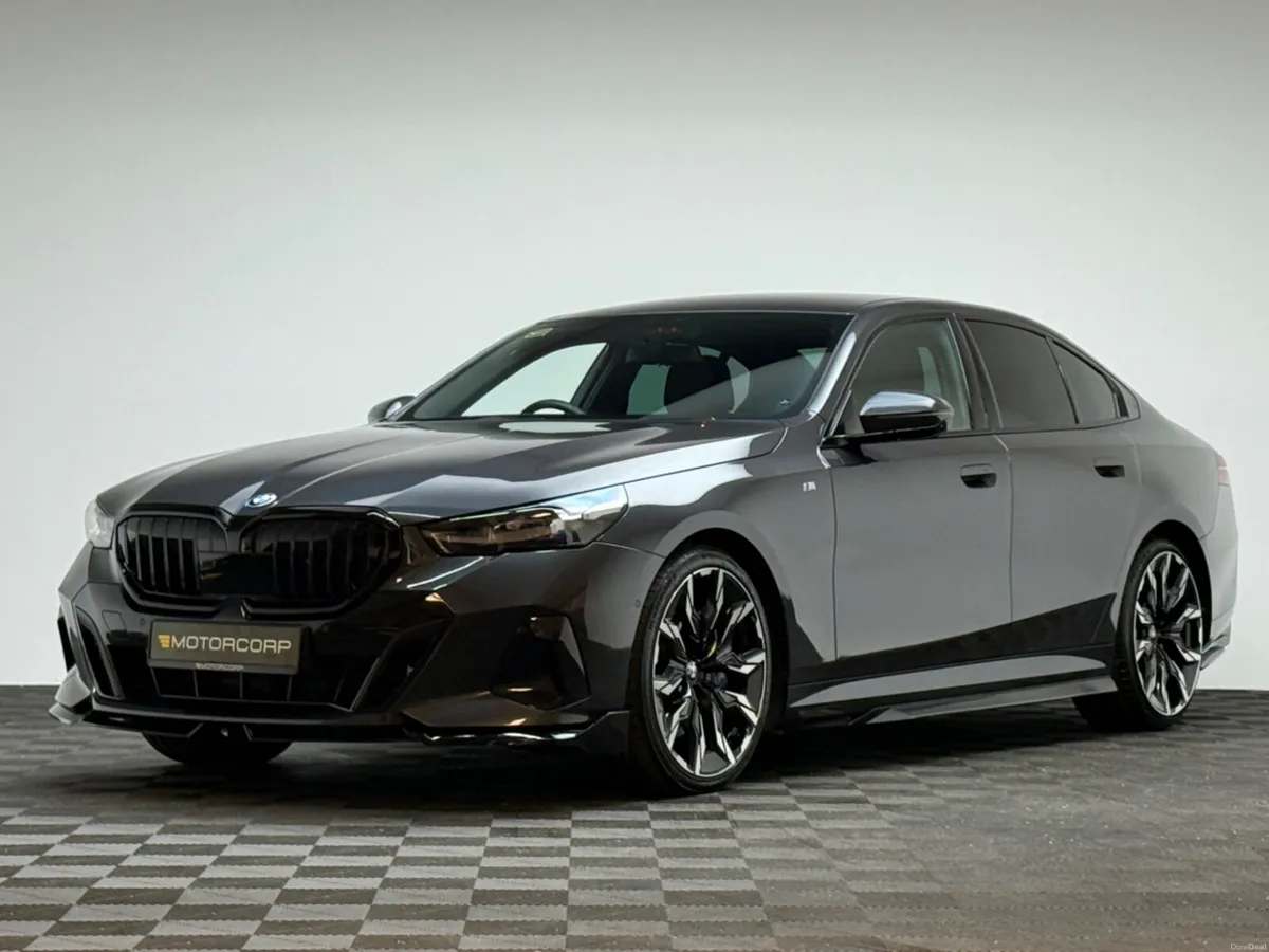 BMW i5 EDRIVE 40 M SPORT - Image 3