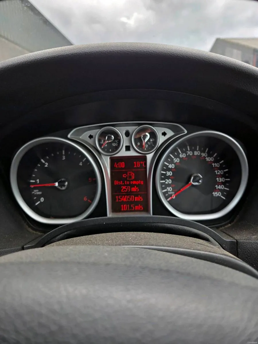 Ford Focus - Image 6