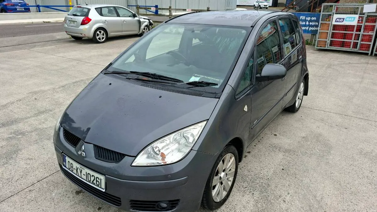 Mitsubishi Colt Automatic - Image 3