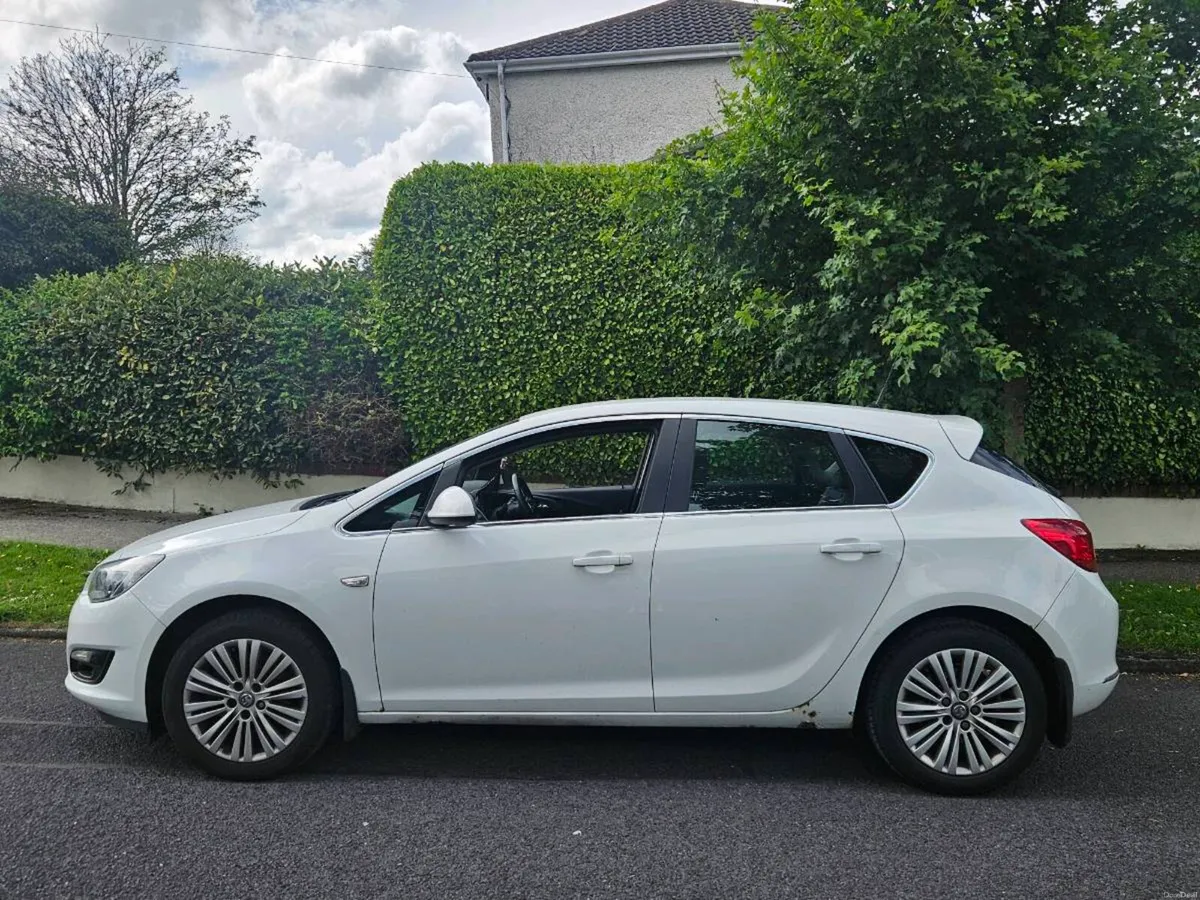 2014 Opel Astra (1.6 Diesel, New NCT) - Image 2
