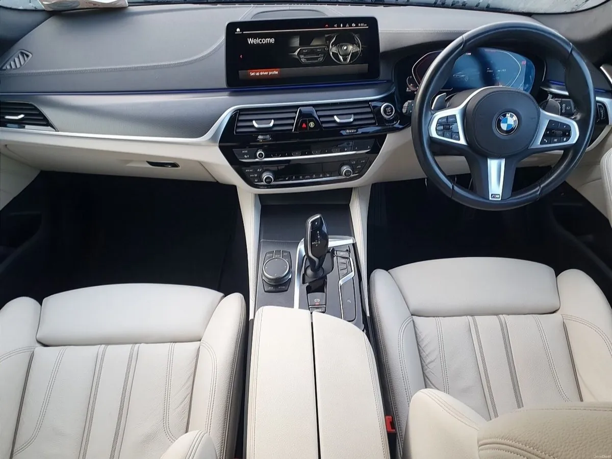 BMW 5-Series 520d M Sport Touring - Image 4