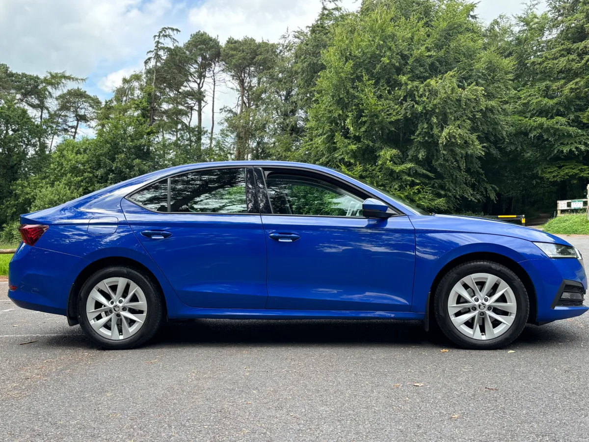 2022 Skoda Octavia  AMB 2.0TDI 115HP - Image 4