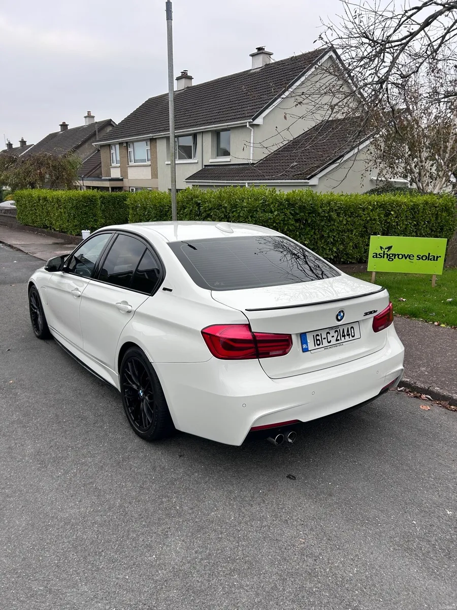 BMW 330e M-Sport - Image 4