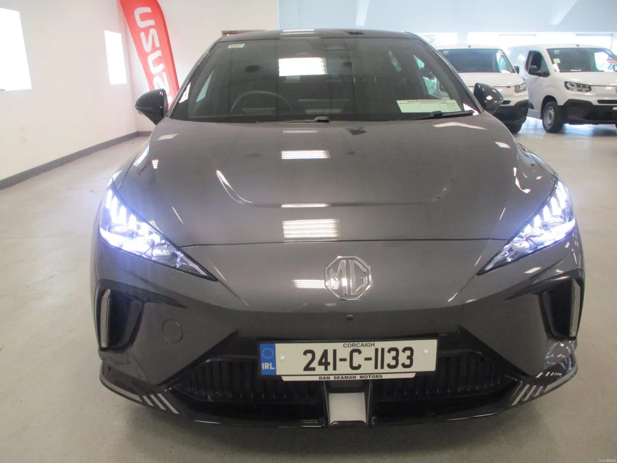 MG MG4 X POWER EV 2024 - Image 3