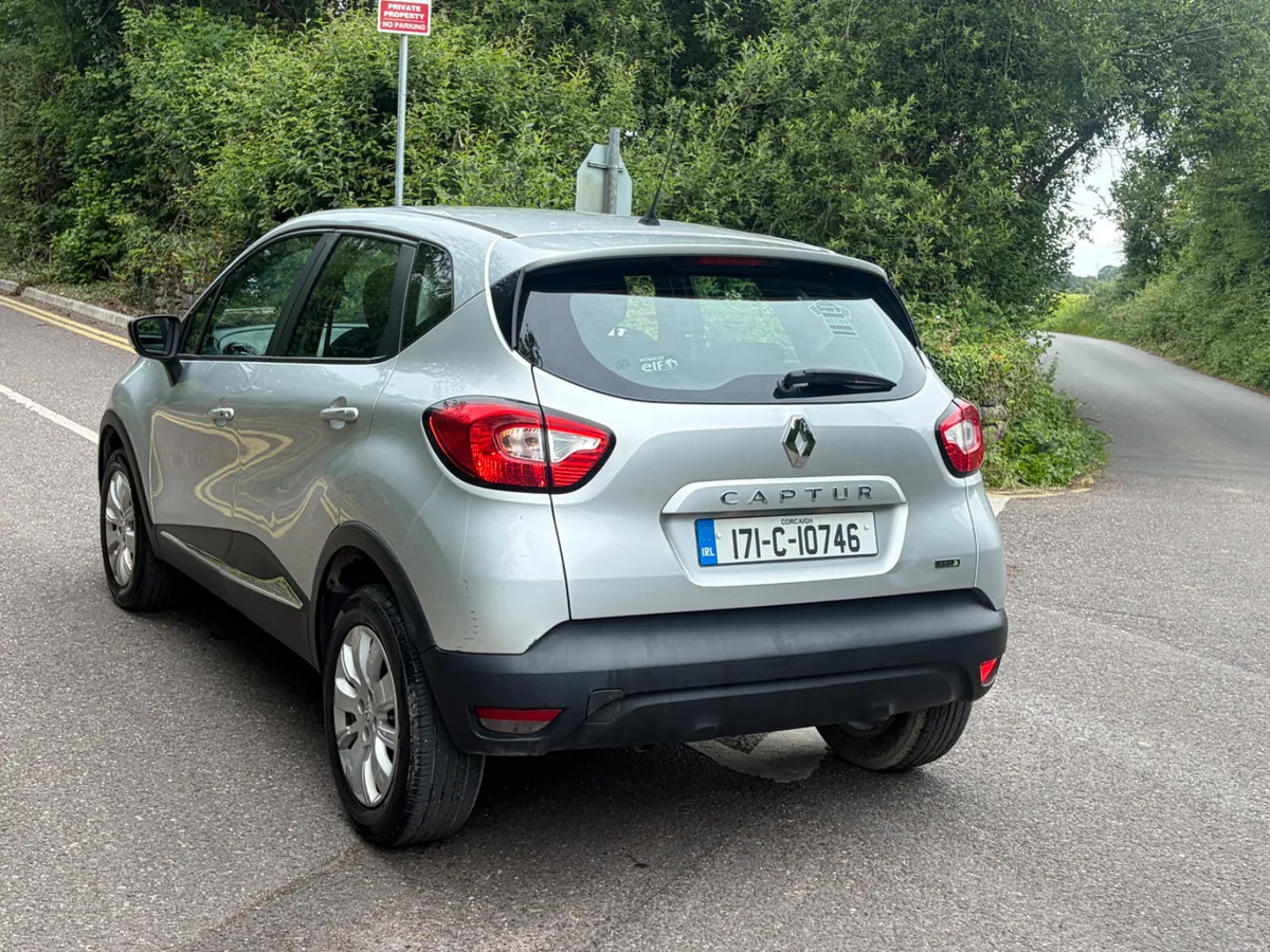 Renault Captur 2017 *TAX AND NCT - Image 3