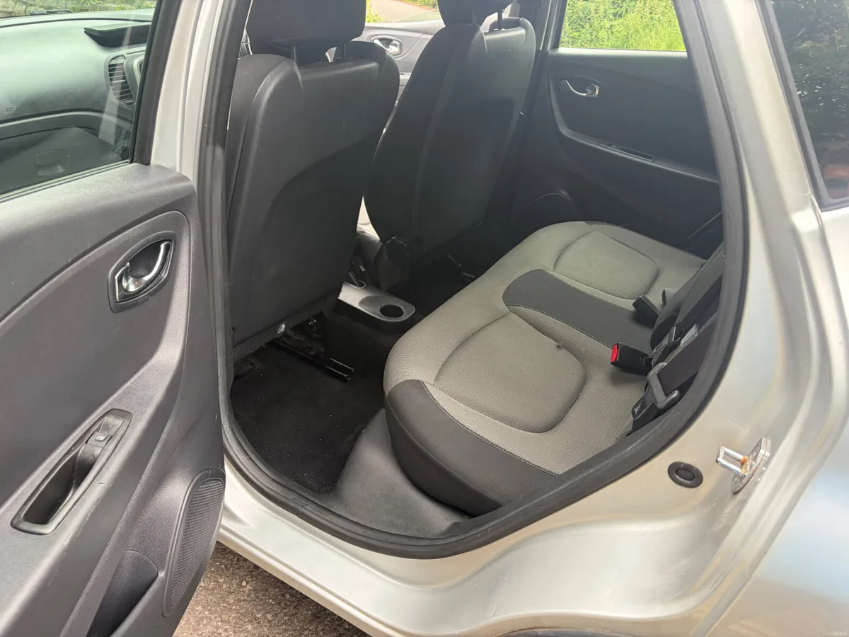 Renault Captur 2017 *TAX AND NCT - Image 6