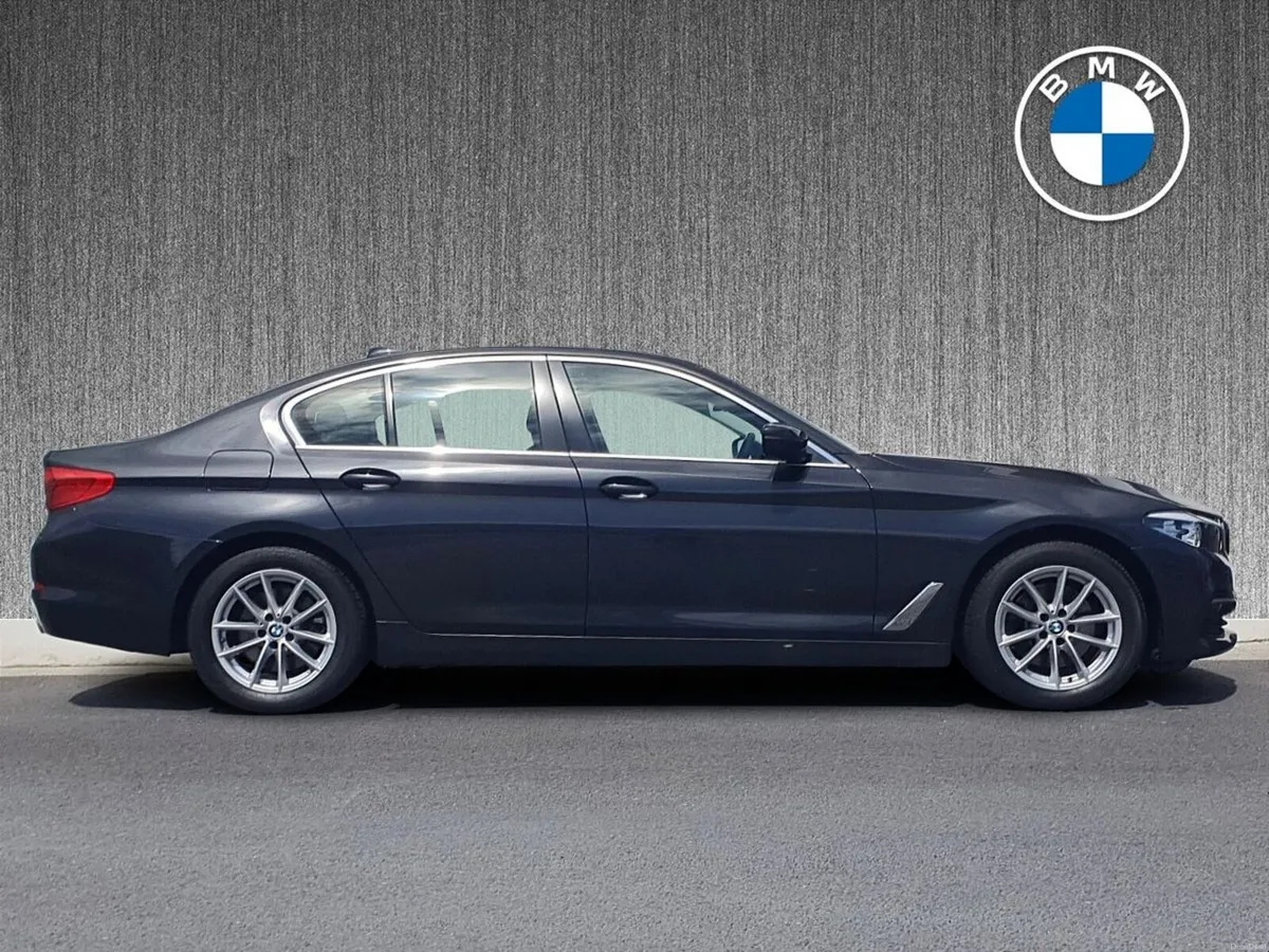 BMW 5-Series 520d xDrive SE Auto - Image 3
