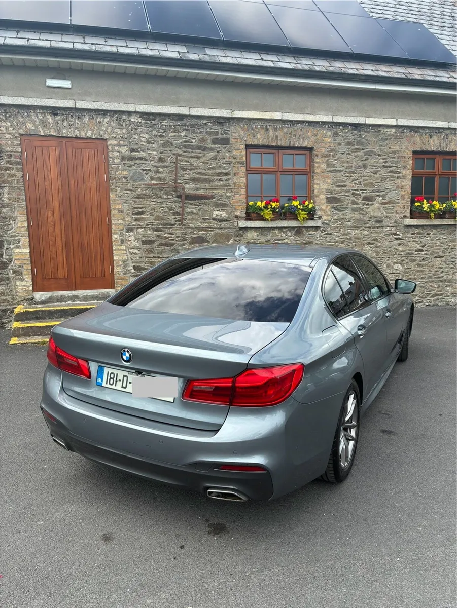 BMW 5 Series XDRIVE MSPORT - Image 4