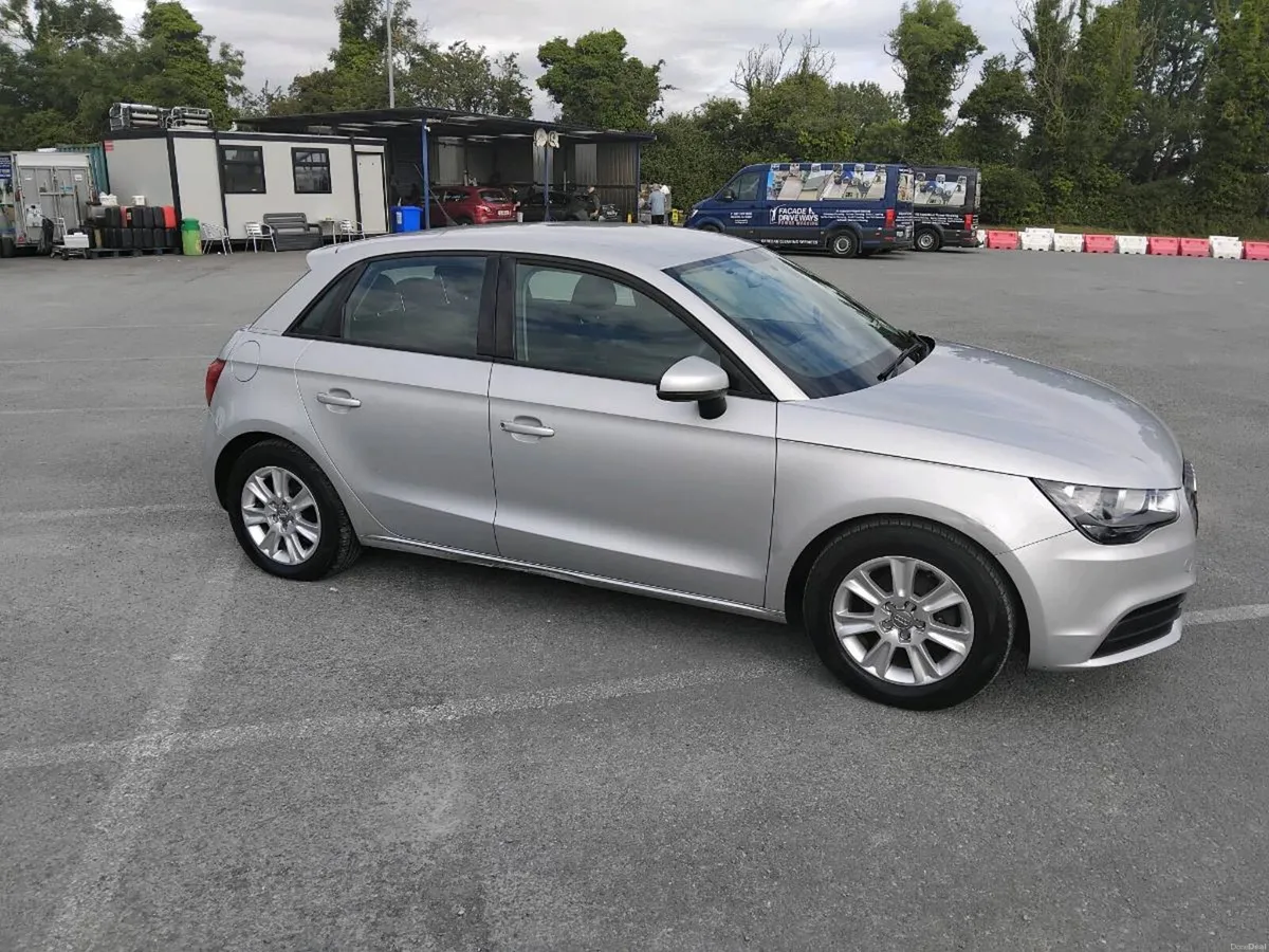 Audi A1 - Image 2