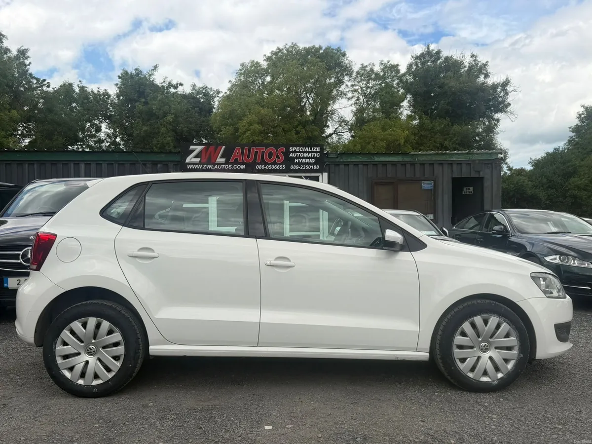 141 Volkswagen Polo 1.2 LOW MILEAGE - Image 5