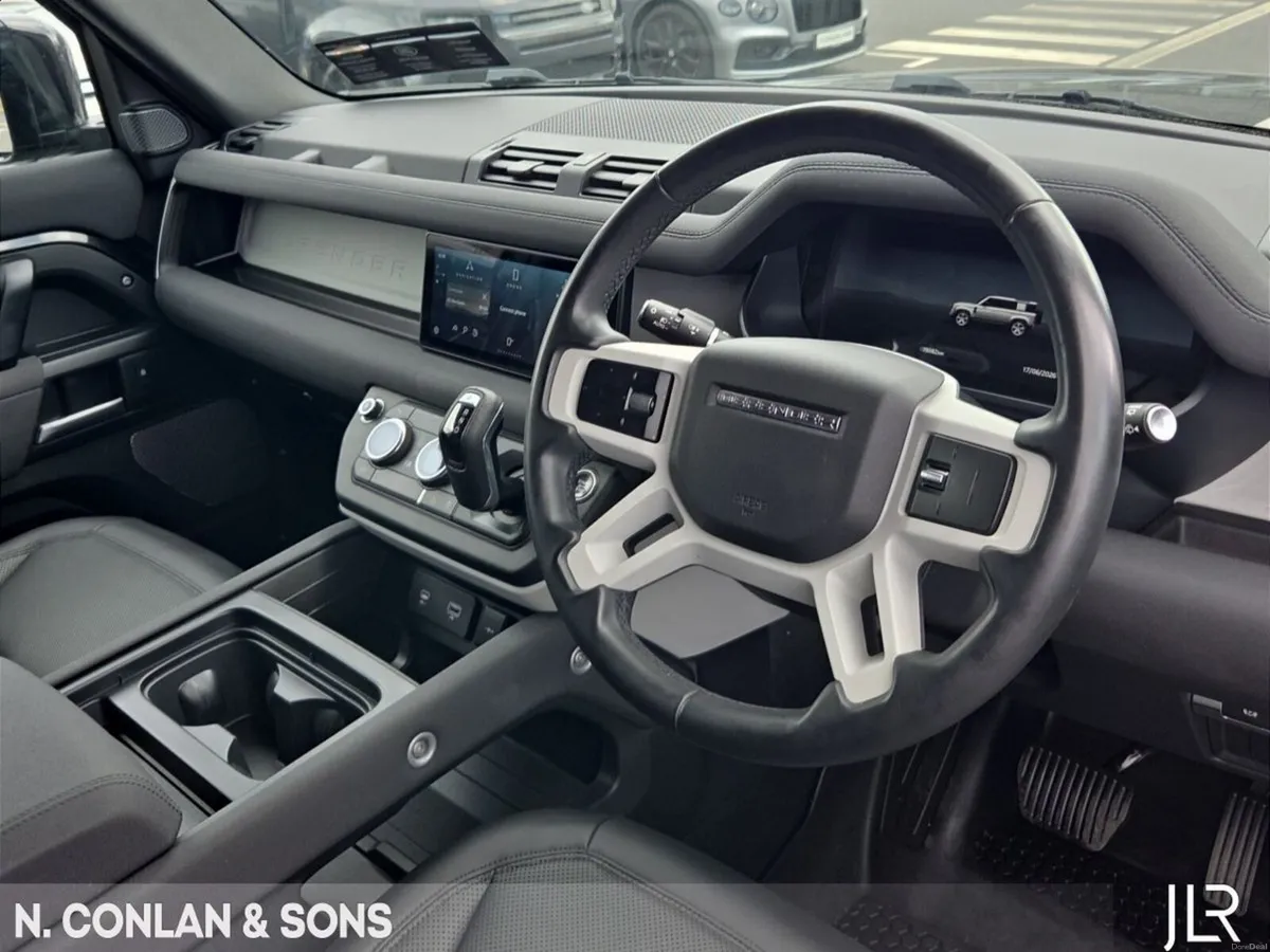 Land Rover Defender 110 3.0D HARD TOP S 2 SEAT COM - Image 4