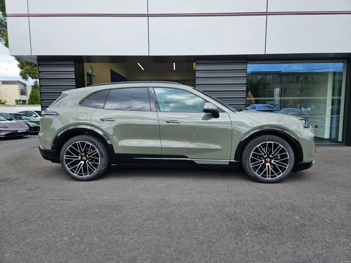 Porsche Cayenne Electric - Image 4