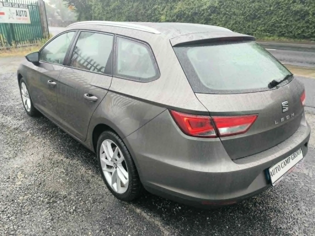 SEAT Leon 1.6 TDI Estate - Image 5