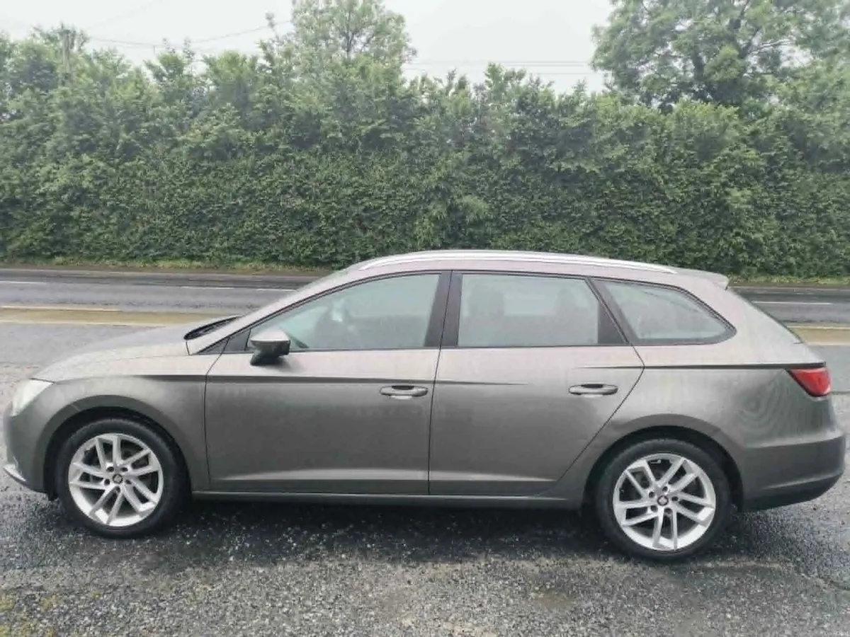 SEAT Leon 1.6 TDI Estate - Image 4