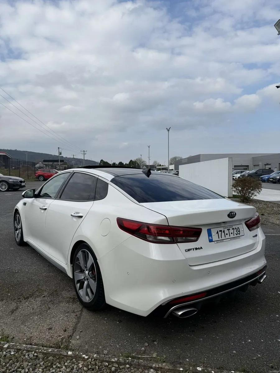 2017 Kia optima gt line - Image 6